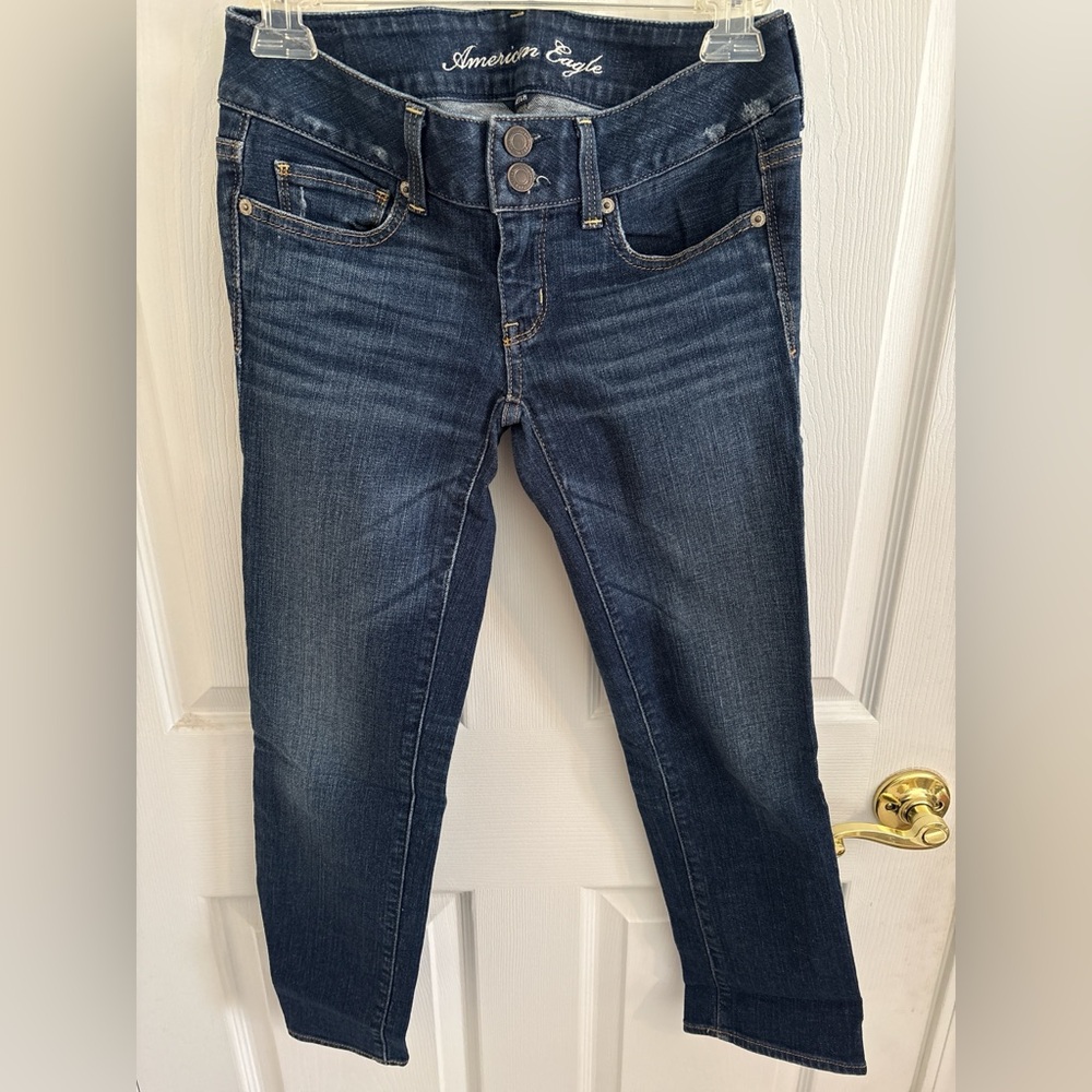American Eagle Outfitters Dark Blue Cropped Jeans